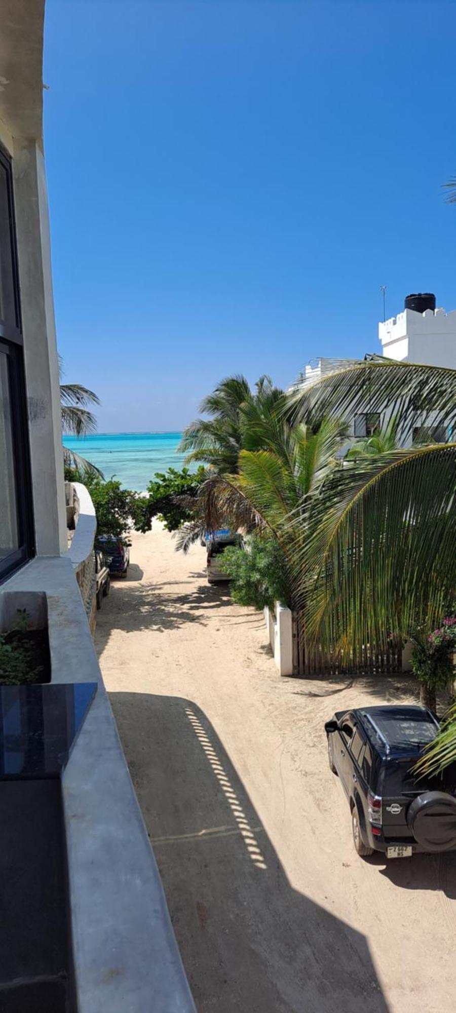 Meliks Hotel จัมเบียนี ภายนอก รูปภาพ