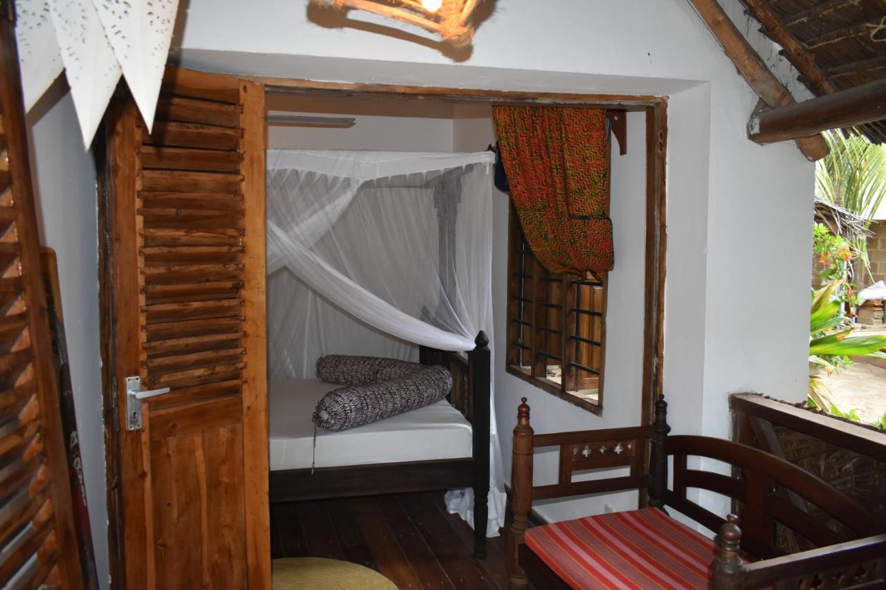 Meliks Hotel จัมเบียนี ภายนอก รูปภาพ